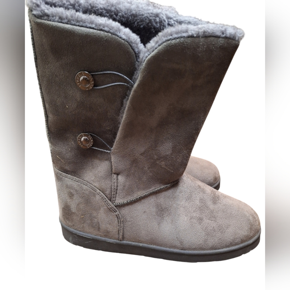 Women's New @titude Fur Boots